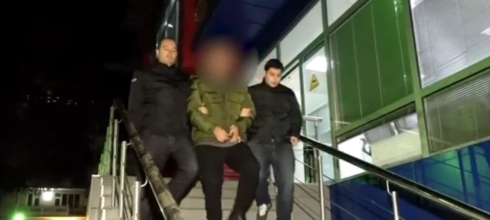 Polis Tbilisidə xəsarət yetirmə faktı üzrə bir nəfəri saxlayıb