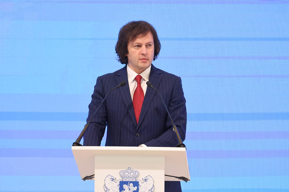 İrakli Kobaxidze - 2026-cı ilin yay mövsümü üçün Tbilisi-Batumi hissəsində qatarla səyahət müddəti yarım saat azalacaq