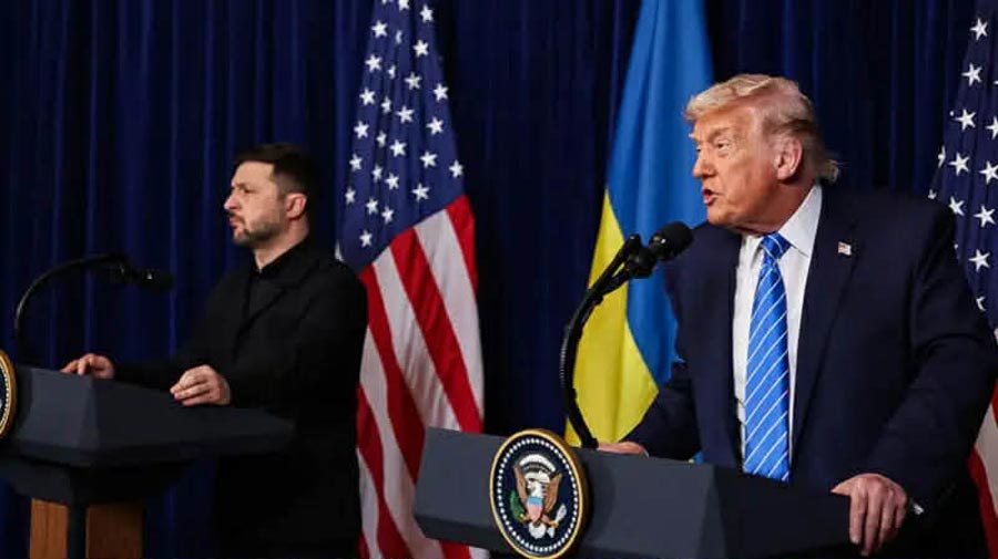 Дональд Трамп сиды, цæмæй иуæй-иу вазыгджын æмæ æнæлыггонд фарстытæм æнæкæсгæйæ, фарсытæ хæстæгдæр кæнынц бадзырдмæ, кæцы гæнæн ис Украинайы хæстæн кæрон скæна