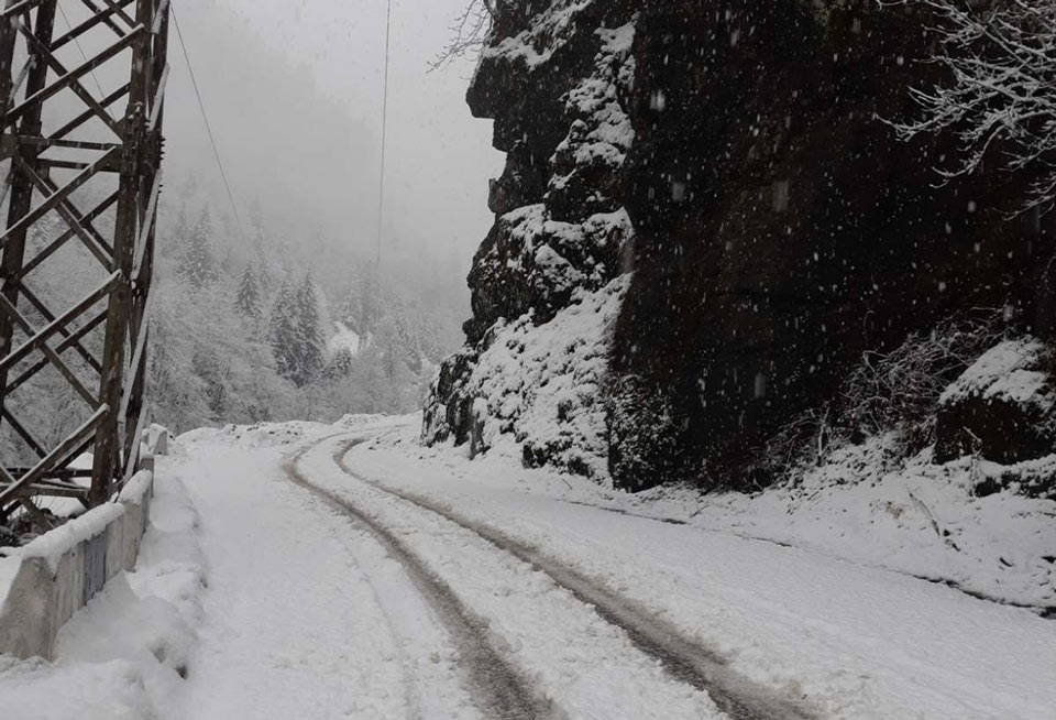 Օֆիտարա-Լենտեխ հատվածում և Օրբելի լեռնանցքում ավտոմեքենաների երթեւեկությունն արգելված է