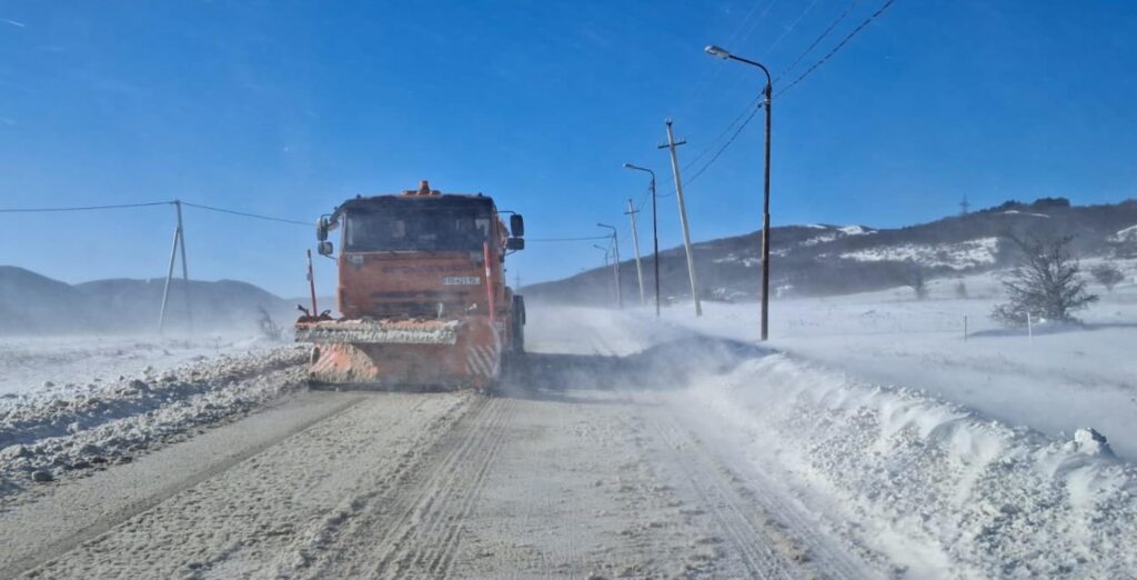 Tbilisi City Hall: Roads cleared, technical salt applied in Tbilisi, suburbs