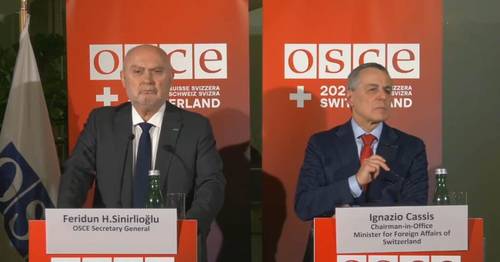ATƏT-in fəaliyyətdə olan sədri Kiyev və Moskvaya səfər etdikdən sonra təşkilat adından hər iki ölkəyə üç ideya paketi təqdim etdiyini və hazırda onlardan cavab gözlədiyini bildirib