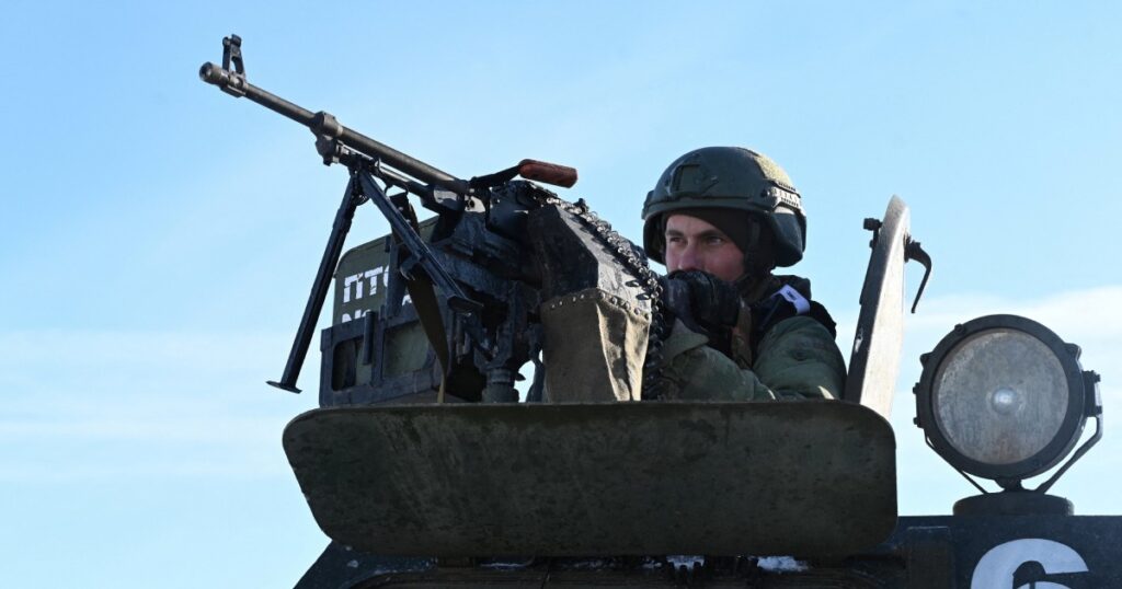 Estoniya kəşfiyyatı - Rusiya bu il və ya gələn il NATO-ya üzv ölkələrə hücum etmək niyyətində deyil, lakin Avropa silahlanma üzərində işləyərkən hərbi qüvvələrini tez bir zamanda bərpa edəcək