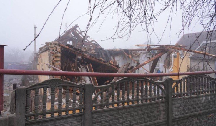 Rusiya ordusu ötən gecə ərzində Zaporojyeyə hücum etdi, ən azı üç nəfər yaralanıb