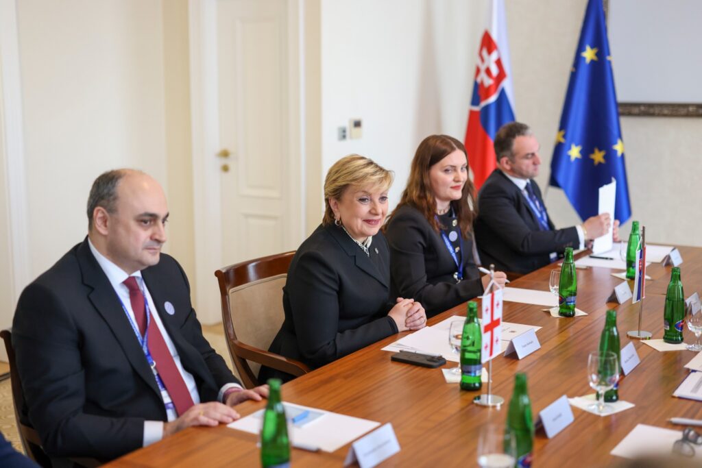 Georgian Minister of Culture meets Slovak counterpart on official visit