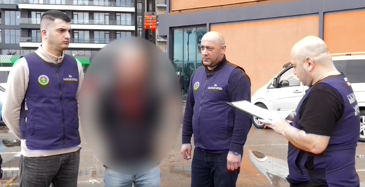 Sərhəd Polisi Gürcüstanın dövlət sərhədinin qanunsuz keçilməsi faktı üzrə "qırmızı bülleten"lə axtarışda olan xarici ölkə vətəndaşını saxlayıb
