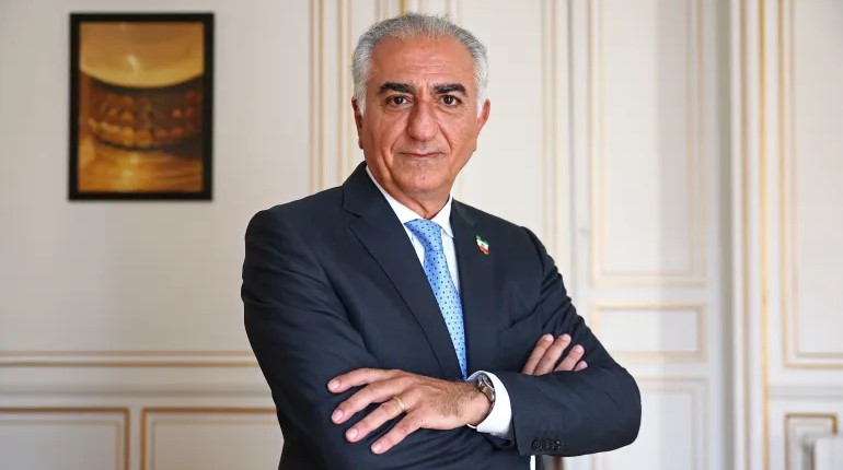 İranın sabiq şahının oğlu Reza Pəhləvi ABŞ-ni İrana "humanitar müdaxilə"yə çağırır