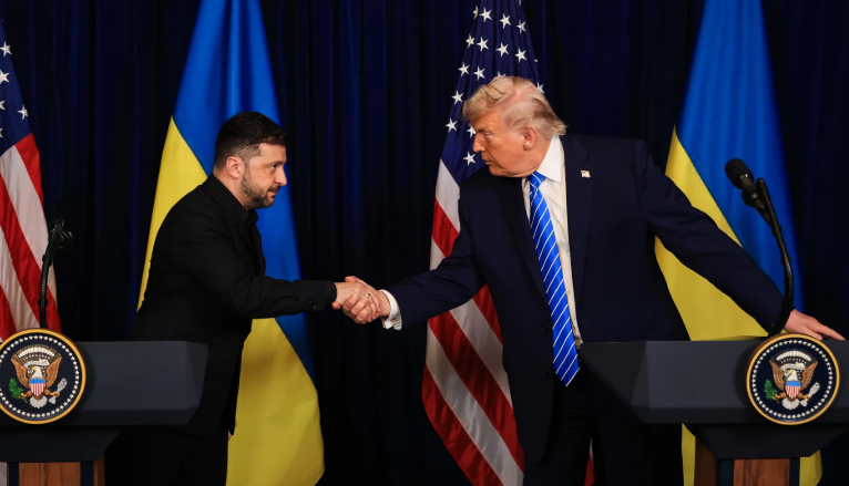 Axios: Donald Trump telefon danışığı zamanı Volodimir Zelenskiyə müharibəni bir ay ərzində başa çatdırmaq istədiyini bildirib