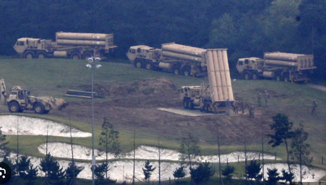 "CNN" Cənubi Koreyada THAAD hava hücumundan müdafiə sistemlərinin nəqli üçün zəruri avtomobillərin hərəkət etməsi haqda məlumat verir