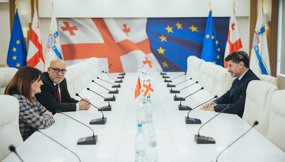 Tbilisi Mayor meets Ambassadors of Turkiye, Brazil
