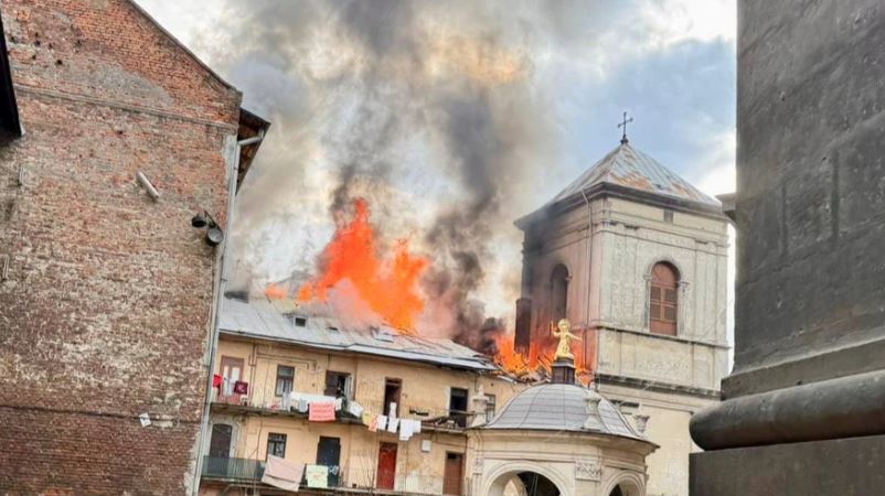 Rusiya Lvov bölgəsinə dronlarla hücum edib, hücum nəticəsində 13 nəfər yaralanıb