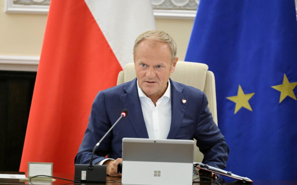 Donald Tusk - Macarıstan Avropa İttifaqının üzvüdür və üzvü olacaq, Viktor Orban və onun xarici işlər naziri Avropanı çoxdan tərk ediblər