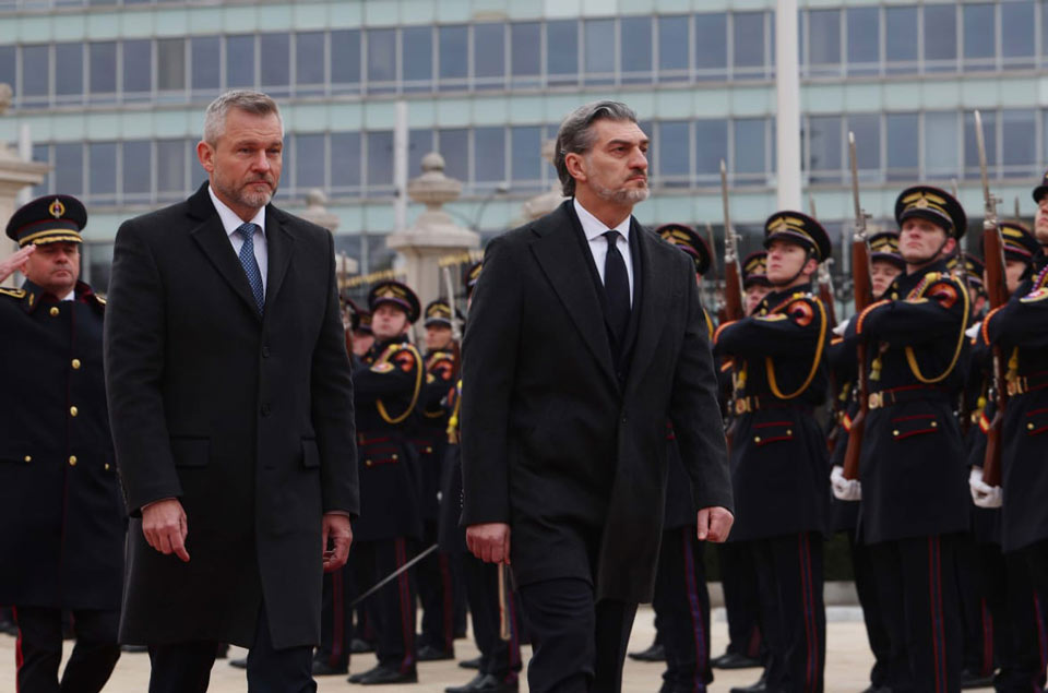 Official welcome ceremony for Georgian President held at Slovak Presidential Palace