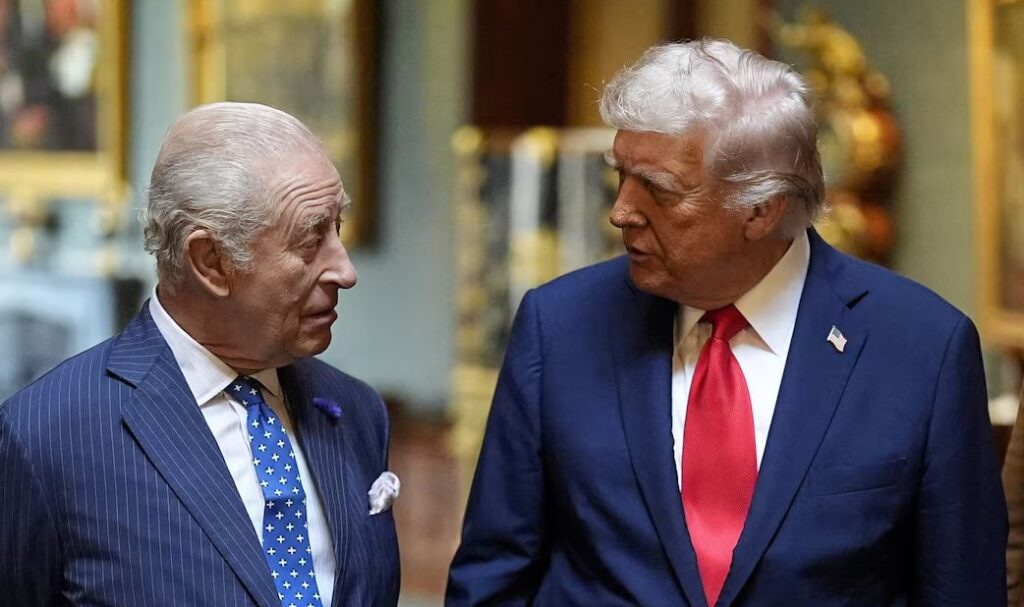 Ağ Ev Donald Tramp və III Çarlzın "İki kral" başlığı ilə şəklini dərc edib