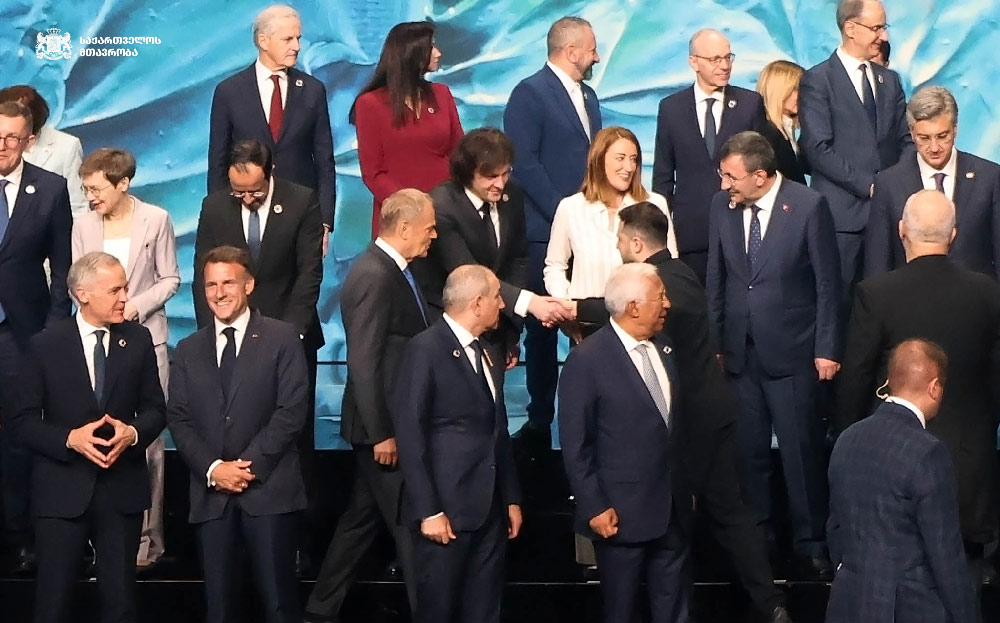 Irakli Kobakhidze Avropa Siyasi Birliyinin 8-ci sammitində iştirak edir [foto]