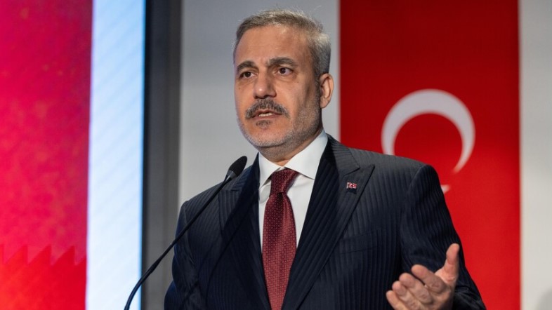 Hakan Fidan - Fars körfəzində mövcud problem heç bir halda Qəzza məsələsinin unudulmasına səbəb olmamalıdır