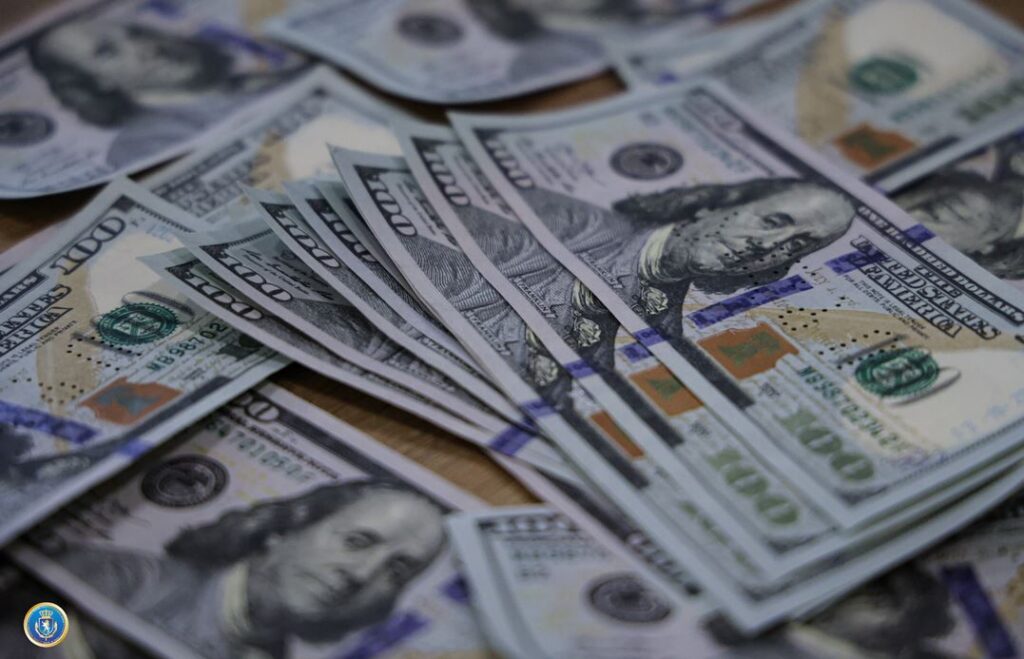 Gürcüstan Milli Bankı məlumatına görə, aprel ayında pul köçürmələri illik müqayisədə 7.6% artaraq 318.1 milyon ABŞ dolları təşkil edib