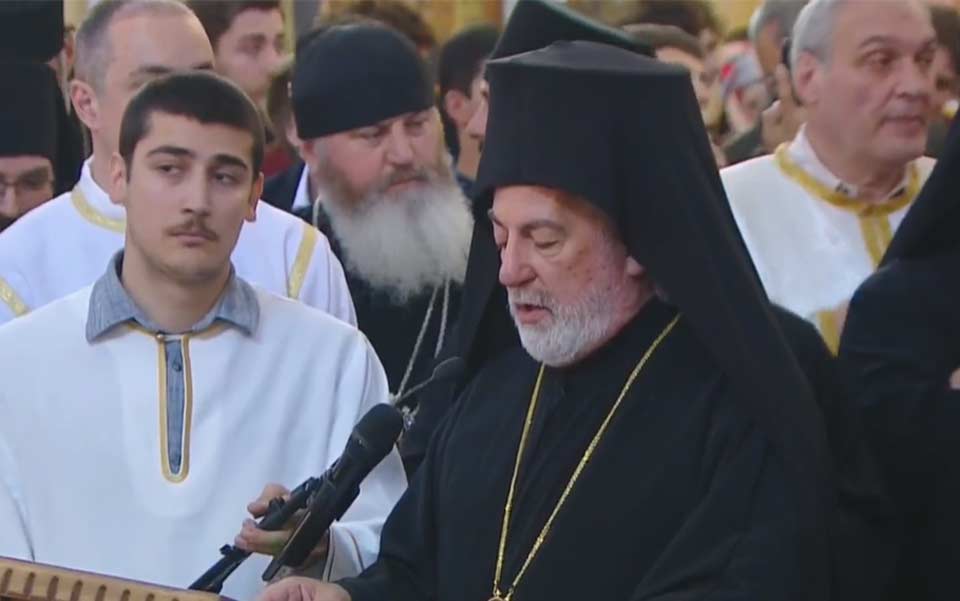 Æппæтдунеон Патриархаты минæвар йæ сыгъдæгдзинад Шио III-мæ раныхас кодта -  фидар фæндонæй разамынд дæтт,  дæуыл цы дзуг баууæндыд, уый, дæуæн ис Патриарх Варфоломейы æфсымæрон уарзондзинад æмæ куывдтытæ