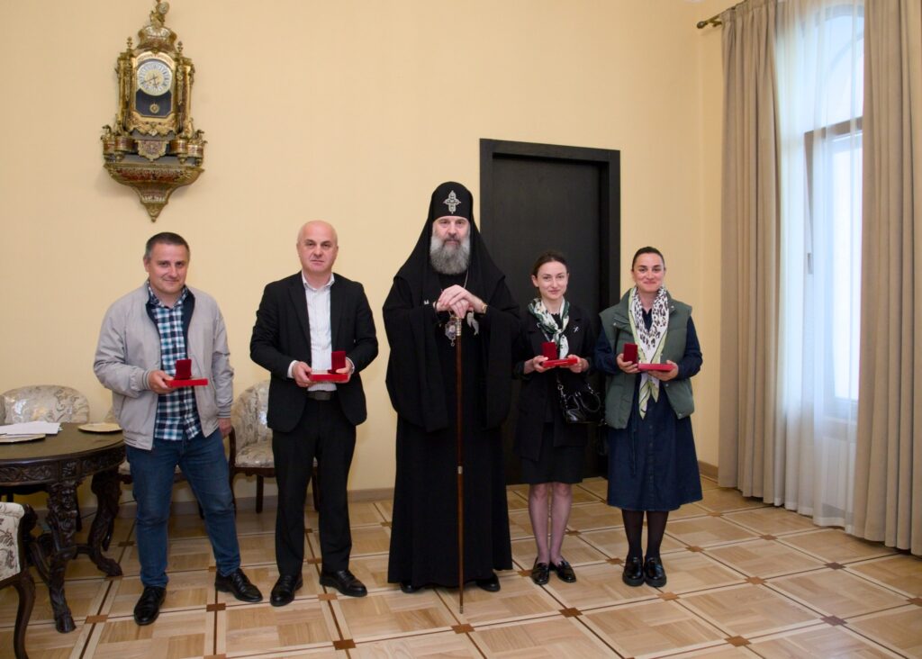 Patriarch Shio III meets families of children with Duchenne Muscular Dystrophy