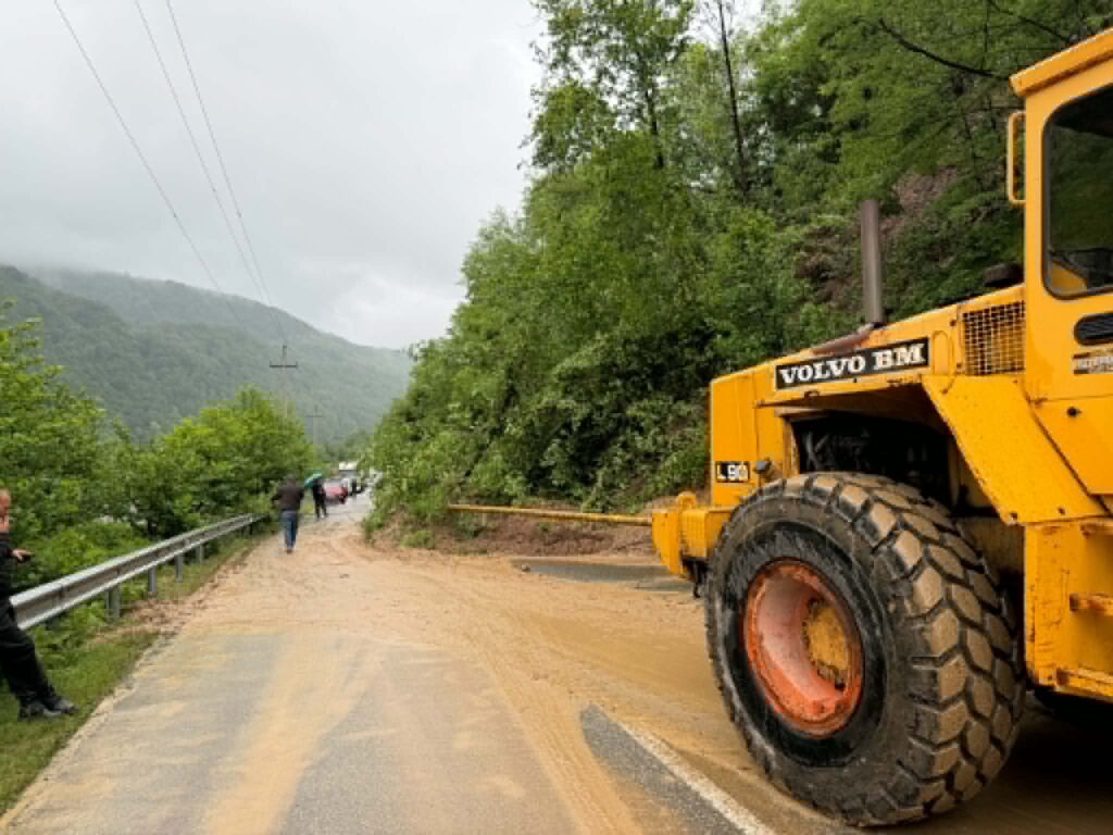 Landslide in Zhoneti village, Tskaltubo municipality causes disruption