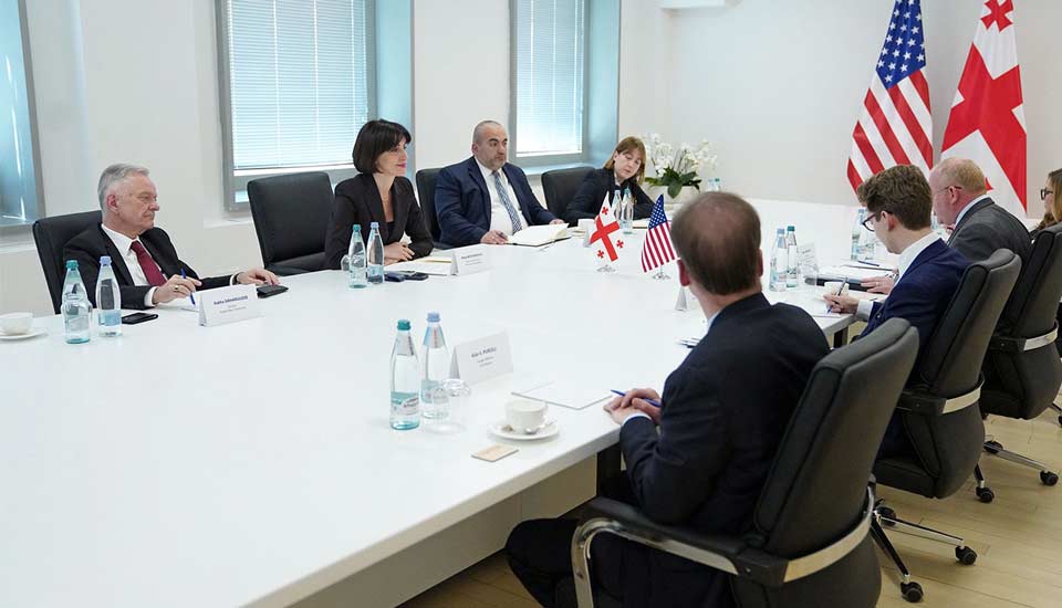 Мака Боҷоришвили Америка Аҳәынҭқарратә департамент ахаҭарнакцәа  Чарльз Иокии Питер Андреолии дырҧылеит