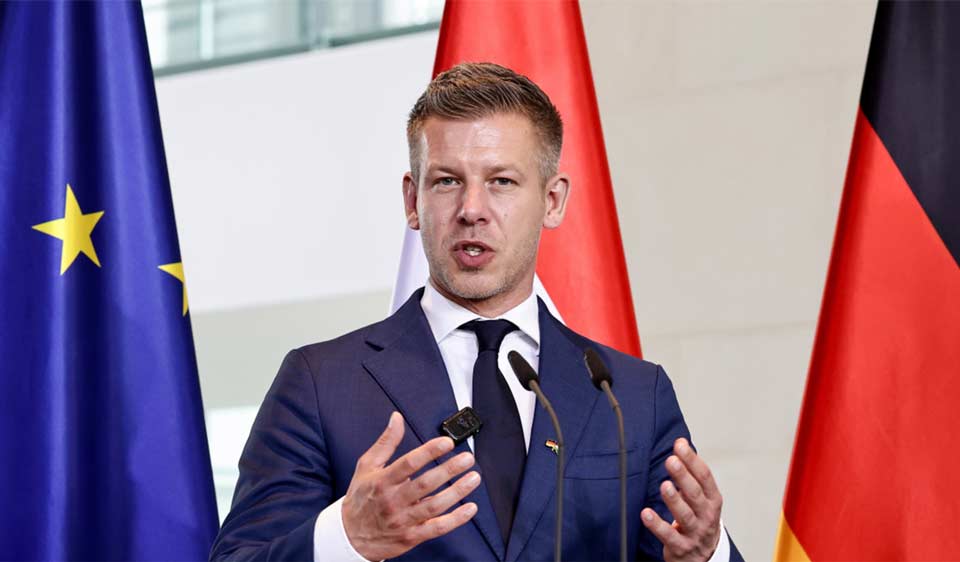 Peter Madiar, iki ölkə Ukraynada yaşayan macar azlığın əsas hüquqları barədə razılığa gələrsə, gələn həftə Volodimir Zelenski ilə görüşəcəyini bildirir