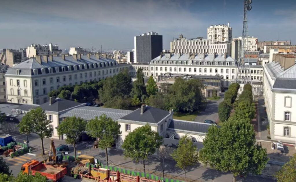 Fransız mediasının məlumatına görə, Fransanın xarici kəşfiyyat agentliyinin Tbilisidə olan üç əməkdaşının geri çağırılması lazım olub