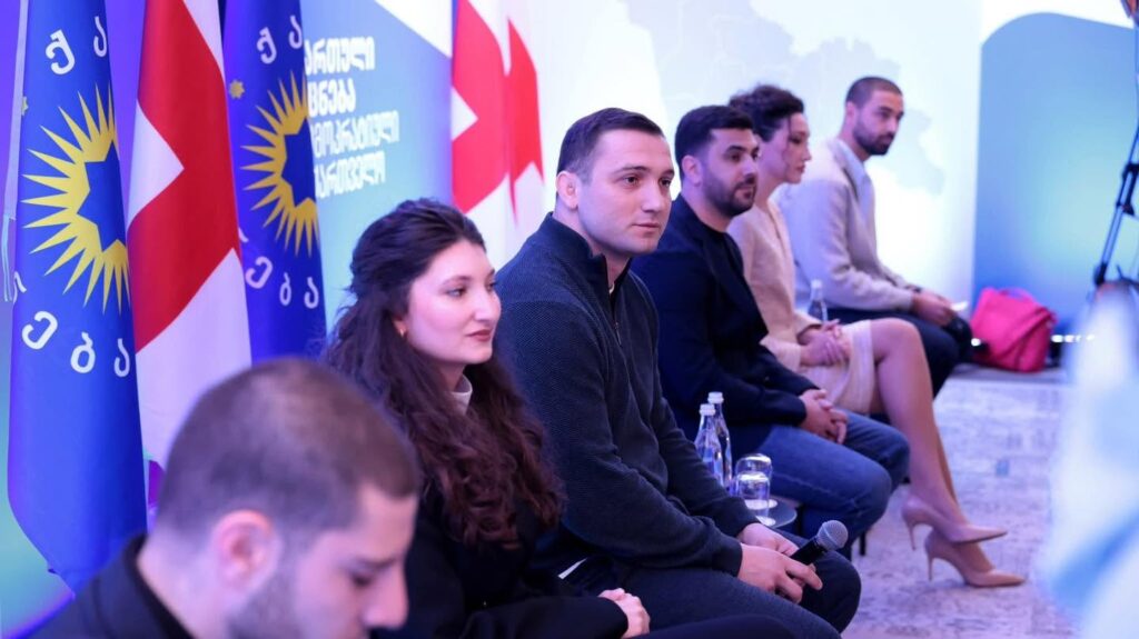 Ադրբեջանի իշխող կուսակցության՝ «Նոր Ադրբեջան» կուսակցության երիտասարդական կազմակերպության հրավերով «Վրացական երազանքի» երիտասարդական կազմակերպության պատվիրակությունը այցելում է Ադրբեջան
