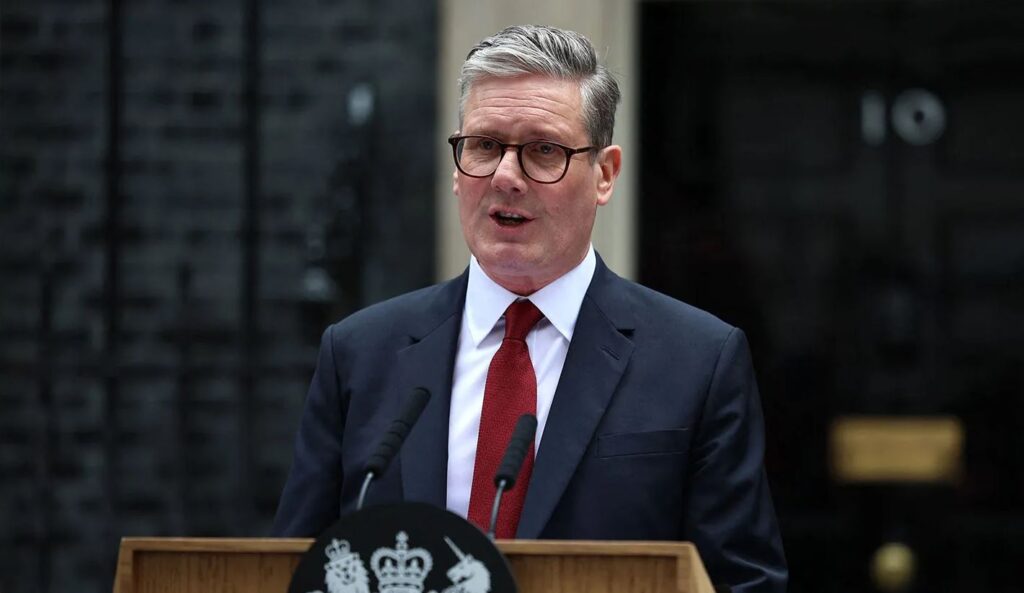 Böyük Britaniyada 16 yaşdan aşağı şəxslər üçün sosial medianın istifadəsinə qadağa 2027-ci ilin yazına qədər qüvvəyə minəcək