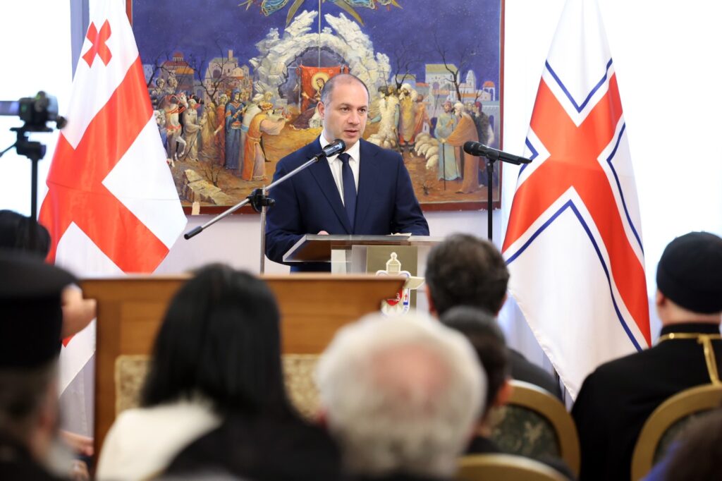 Dəyərlərin təhsili proqramında iştirak edən din xadimləri və şagirdlər mükafatlandırılıb