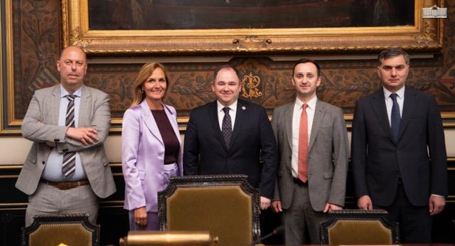 Гуырдзыстоны парламенты делегаци Бельгийы парламенты æмæ æттаг хъуыдтæгты министрады фембæлд сарæзта