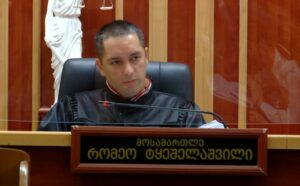 Judge Tkeshelashvili rules out provocation in October 4 case, stating that Presidential Palace trespass is illegal ‘even without a fence’