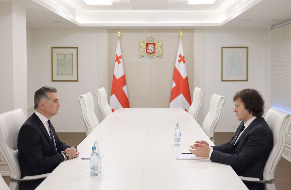 PM meets newly-appointed ambassador to Israel