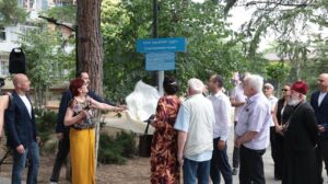 Square named after actor Zurab Kapianidze opened in Tbilisi 