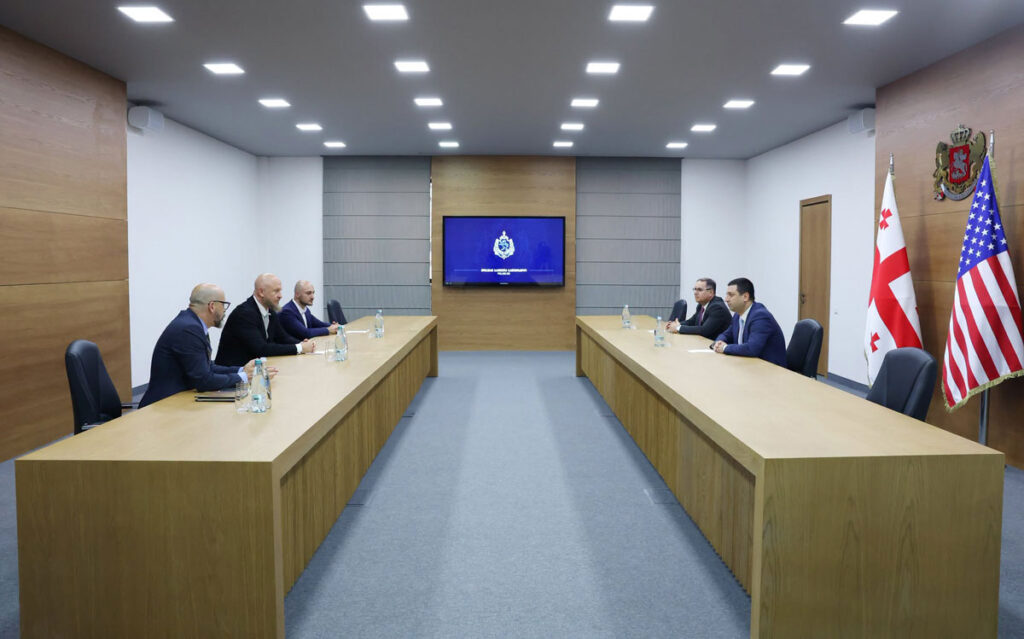 Mərkəzi Cinayət Polisi Departamentinin direktoru ABŞ-nin Federal Təhqiqat Bürosunun attaşesi ilə görüşüb