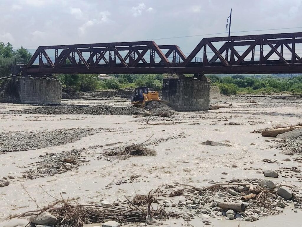 Telavidə təbii fəlakət nəticəsində zərər görmüş infrastrukturun bərpası işləri aparılır