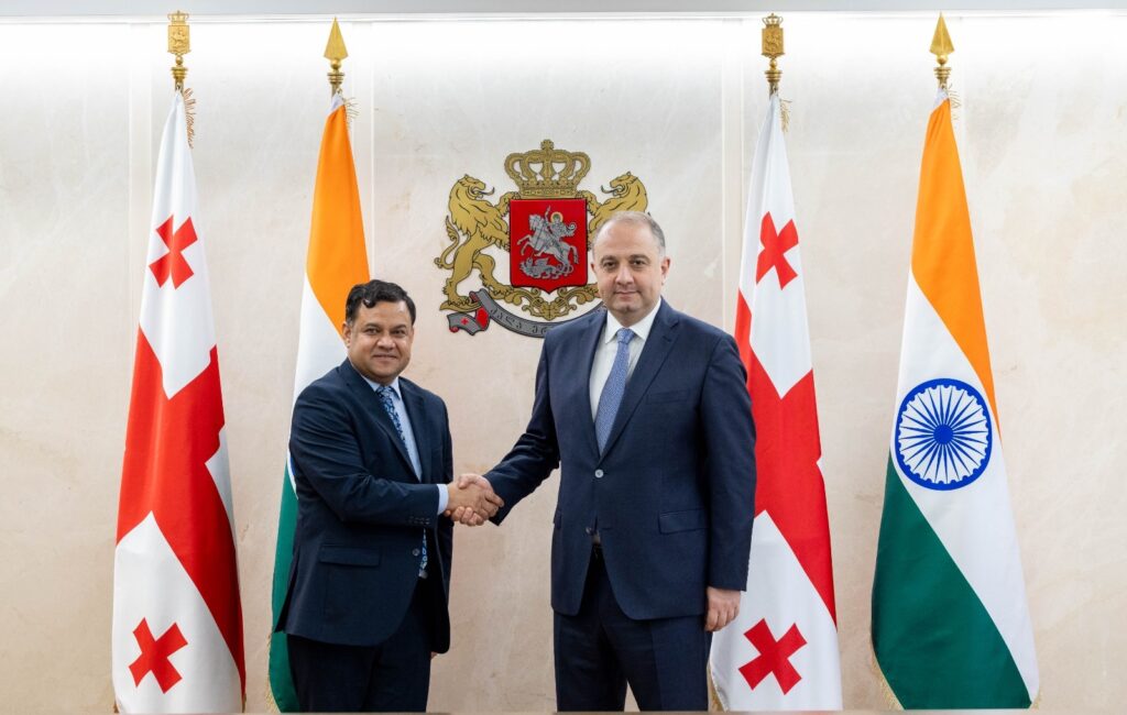 Defence Minister holds introductory meeting with Indian Ambassador to Georgia