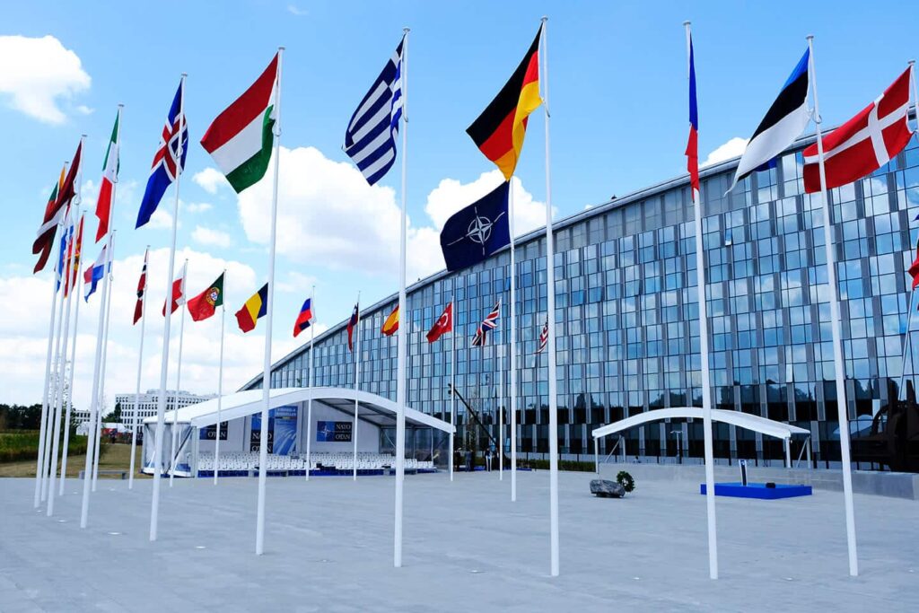 Belçikada NATO-nun hərbi obyektində təcrübə keçən çin mənşəli Kanada vətəndaşı casusluq ittihamı ilə saxlanılıb