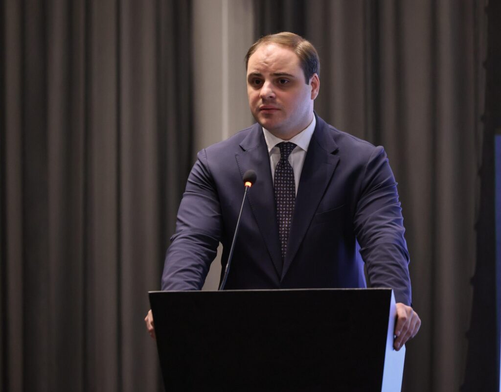 Head of Government Administration meets representatives of Association of Infrastructure Builders member companies