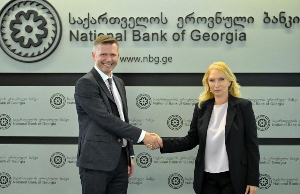 NBG Governor meets Visa Senior Vice President