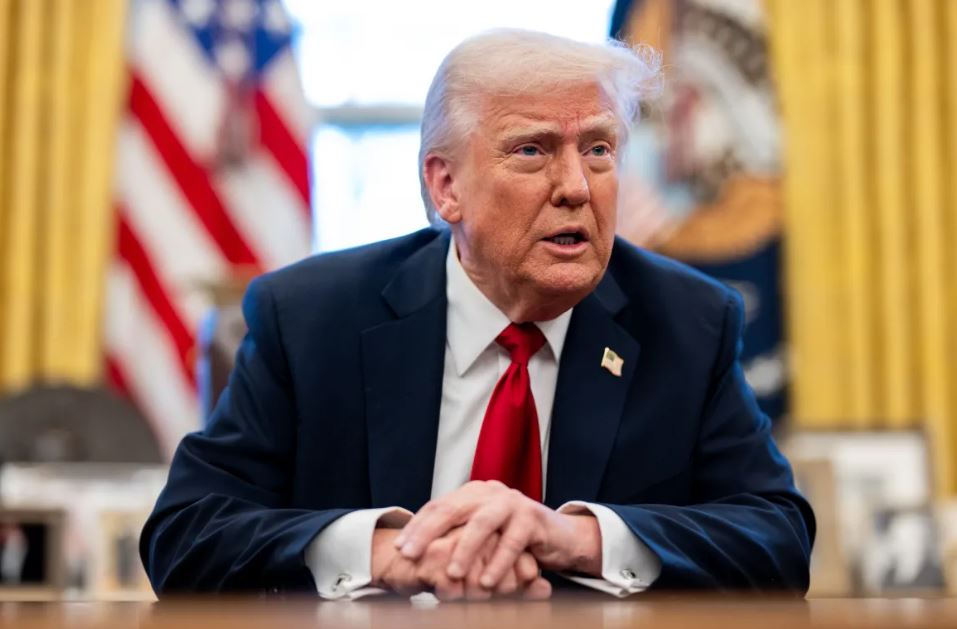Donald Tramp Rusiyaya qarşı sanksiyalarla bağlı senator Lindsi Qremin təqdim etdiyi qanun layihəsinin İrana qarşı tarifləri də əhatə etməsini istəyir