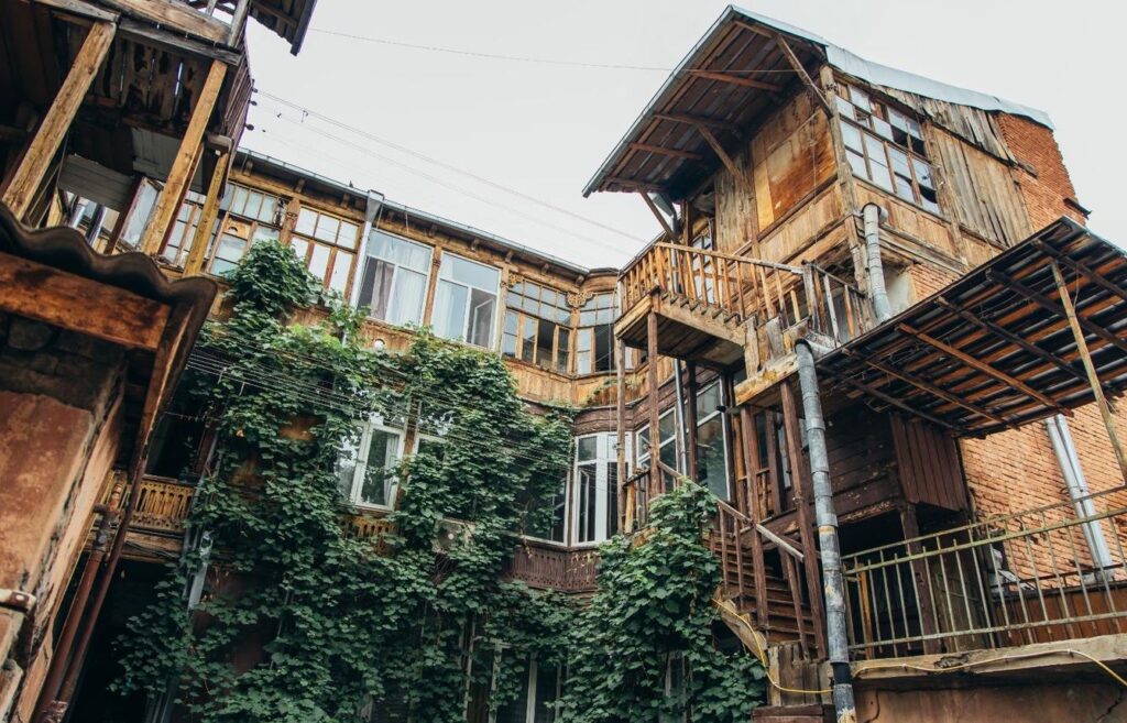 Historic residential property at 14 Petriashvili Street to undergo comprehensive structural underpinning