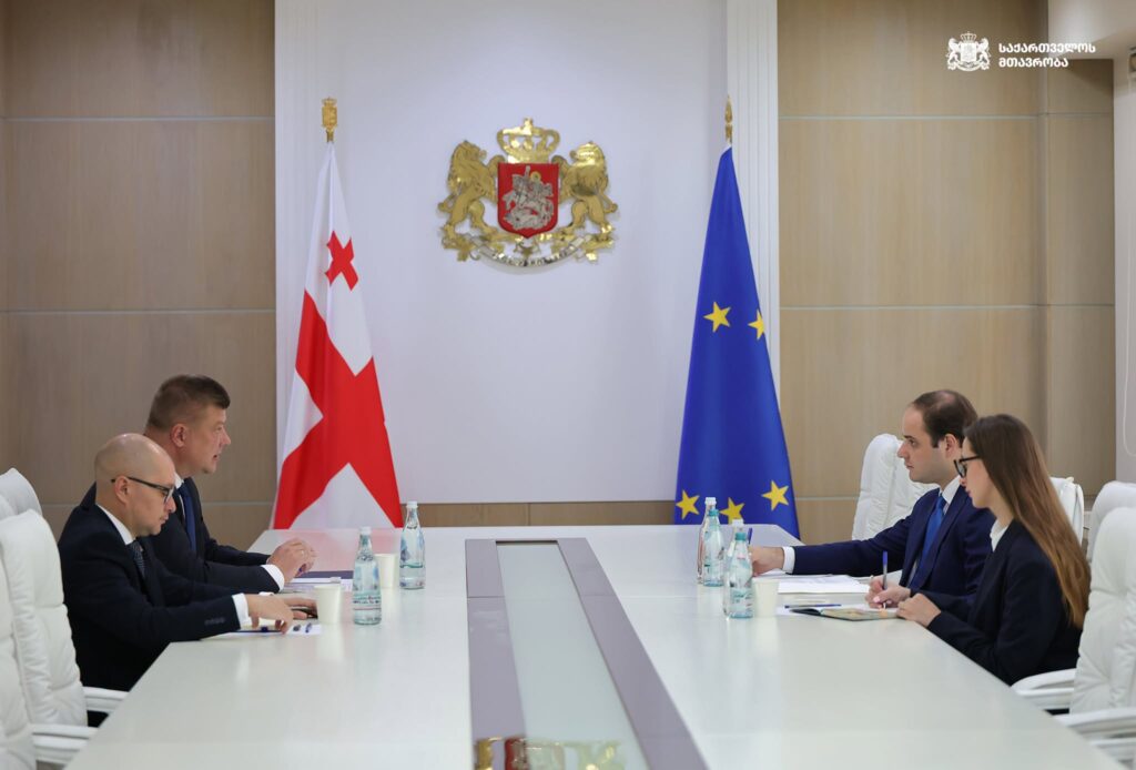 Head of Government Administration meets Ambassador of Belarus