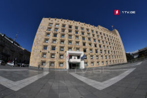 Согласно решению правительства, за достигнутые результаты и участие в XXV зимних Олимпийских играх будут присуждаться денежные премии