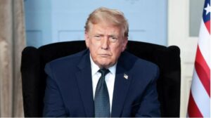 Wall Street Journal – Дональд Трамп лично отправил Джона Рэтклиффа в Москву, не уведомив об этом помощников Белого дома и военных лидеров