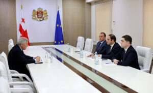 Լևան Ժորժոլիանին հանդիպել է Դելֆյան տնտեսական ֆորումի հիմնադիր և նախագահ Սիմեոն Ցոմոկոսի հետ