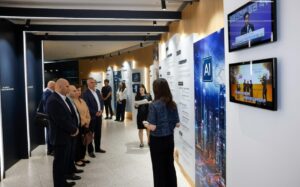 Կորեայի Հանրապետություն կատարած պաշտոնական այցի շրջանակներում Պաատա Սալիան, պատվիրակության հետ միասին, այցելեց Թվային կառավարման կենտրոն