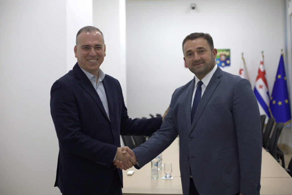 MSK-nın sədri və katibi Acarıstan Muxtar Respublikasının Ali Seçki Komissiyasının yeni sədri və Acarıstanın dairə seçki komissiyalarının sədrləri ilə görüşüblər