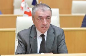 Թենգիզ Շարմանաշվիլի. Ընդդիմությունում պայքար է ծավալվել այն բանի շուրջ, թե ով կտիրանա այն փոքր գումարներին, որոնք ծածուկ և ապօրինի կերպով մուտք են գործում Վրաստան, միմյանց խորտակելու համար ամեն ինչի կգնան