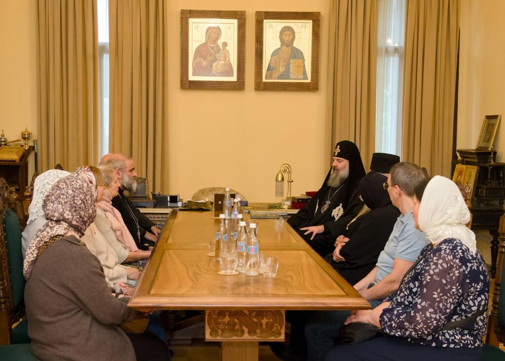 His Holiness and Beatitude Shio III hosted two clergymen from Russia at Patriarchal Residence